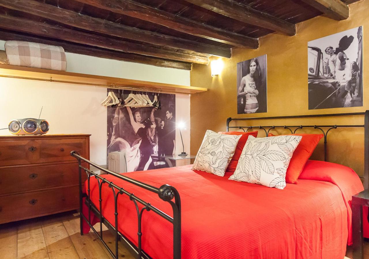 Independent In Trevi Fountain - Spain Square โรม ภายนอก รูปภาพ